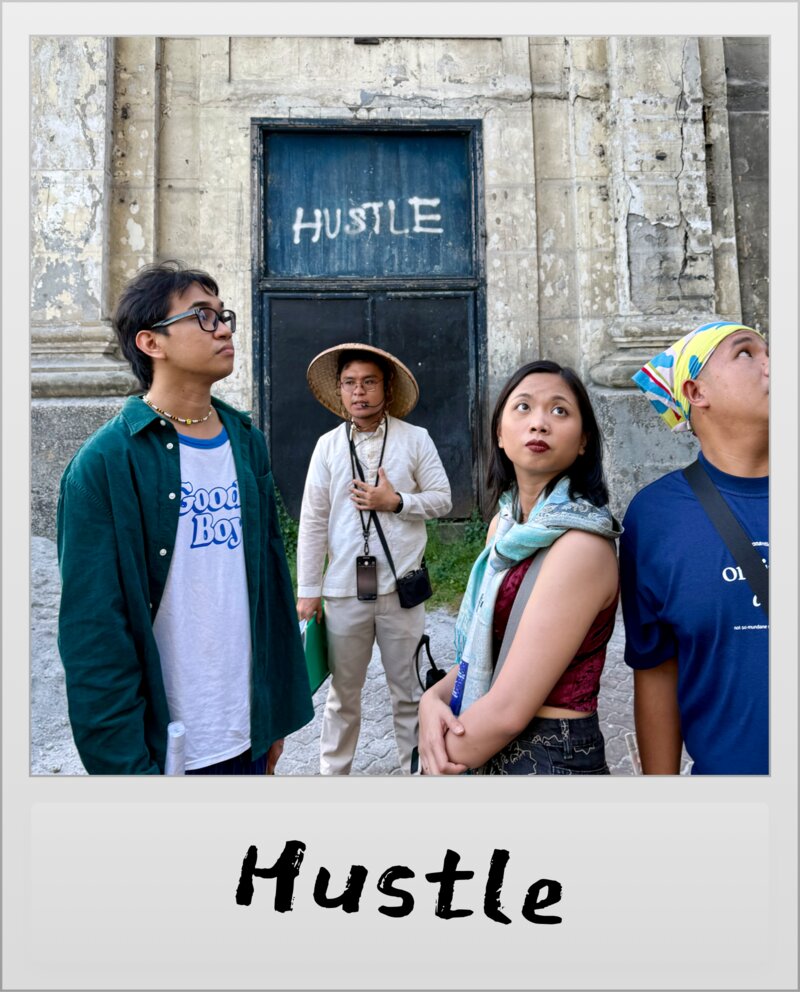 Hustle in front of El Hogar - Polaroid