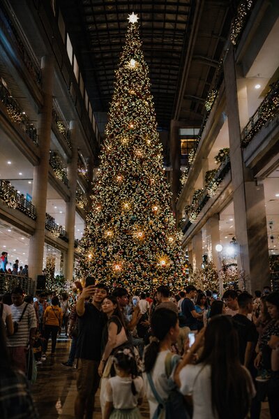 Christmas in Manila 2026: Lights, Markets & Ber-Month Magic